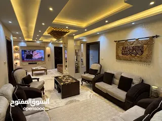  4 شقة ارضي في خلدا - ام السماق 178 متر مربع مع مساحة خارجية 110 متر مربع و كراج خاص