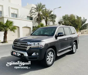  2 LAND CRUISER GXR V6 2019 MODEL AGENCY PACKAGE FOR SALE