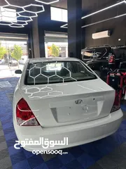  4 هيونداي افانتي نخب