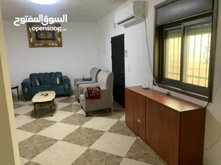  12 فلل نوفل للإيجار.  أريحا