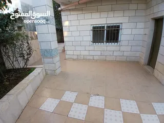  5 شقة للايجار غير مفروشة رافات  وسط البلد عرسان او عائلة صغيرة 1200 شيكل