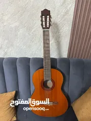  7 guitar classical yamaha c70 جيتار كلاسيكال    نوع ياماها احترافي شبه جديد مع اوتارو الاصلية