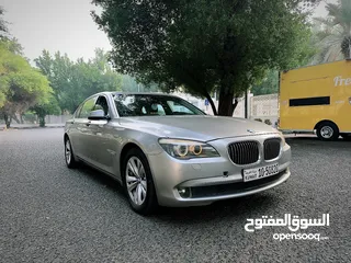  2 BMW 730Li موديل 2012