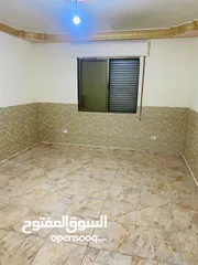  4 شقه للايجار