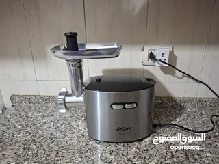  24 أجهزة كهربائية متنوعة بحالة ممتازة جدا للبيع بسبب السفر
