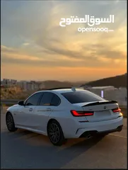  4 BMW 330e M package 2021 XDrive plagein haypred  4*4