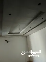  8 فني كهرباي