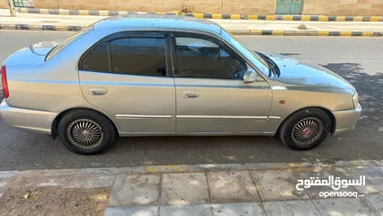  4 هونداي فيرنا