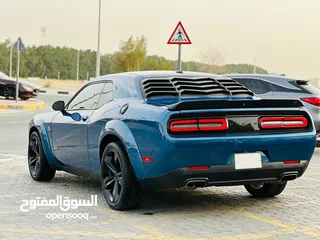  7 DODGE CHALLENGER SXT 2020