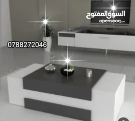  1 طاولات للبيع بسعر الجملة ونثريات بما يلزم دارك