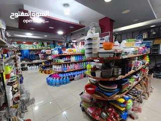  8 محل تجاري للبيع لعدم التفرغ،،
