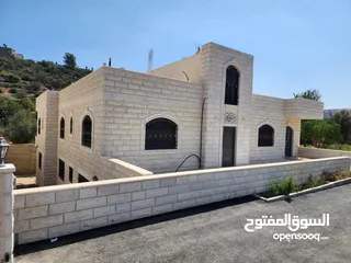  1 فلل للبيع في منطقة سردا