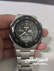  1 ساعة ماركة سكيمي عقارب وارقام للبيع أنيقة وعملية ساعة الفخامة بسعر قابل للتفاوض  تواصلوا معي
