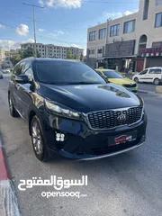  16 Kia-sorento