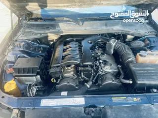  8 كرايسلر 300 C موديل 2006