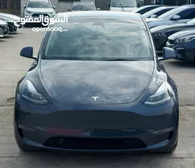  4 Tesla Y 2022 Performance