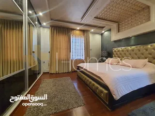  4 شقة ارضية معلقة مع ترس للبيع في حي الصحابة بمساحة بناء 177م