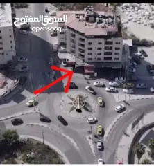  2 محل على الشارع الرئيسي في موقع معروف بمدينة نابلس للبيع بسعر حصري