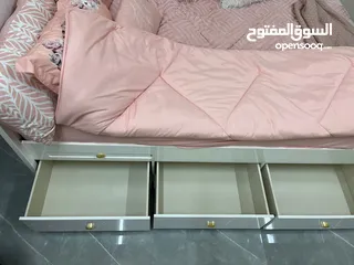  3 سرير مستعمل للبيع