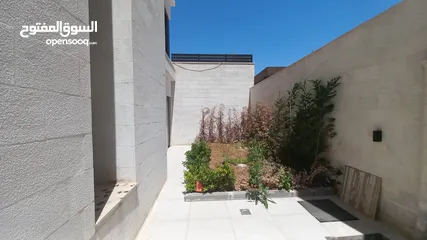  4 Villa for sale in Dabouq ( Property 42656 )-174804519