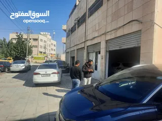  3 محلات صناعات خفيفة بابين بالإضافة لطابق ثاني كهرباء  3 فاز