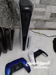  3 بلاستيشن 5 سلم ps5 slim مع مجموعة العاب وادين ثنتين اصليات ..................................
