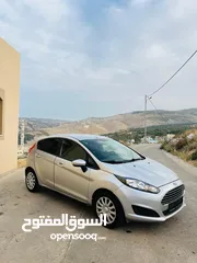  1 فورد فيستا