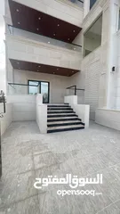  7 شقة طابق ارضي مدخل مستقل مع ساحة جديدة للبيع قصر العوادين