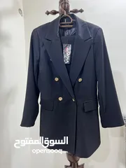  14 احذية جديدة غير ملبوسة وملابس