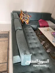  5 طقم كنب  حرف L    مقاعد 8  لون ازرق بسعد جيد جدا ، شبه جديد