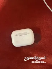  3 airpods pro 1 بحاله ممتازه فرده وحده