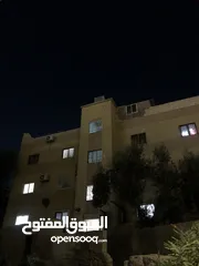  2 شقه للبيع في ماركًا الشمالية  التواصل على الرقم المكتوب على الوصف