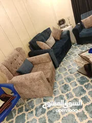  3 غرفه ضيوف تفصيل 9 مقاعد للبيع مع سجاده و البراري