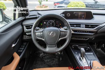  19 Lexus UX300e 2022