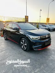  4 ‏Volkswagen ID6 black edition