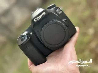  3 للبيع الكاميرا و عدسة