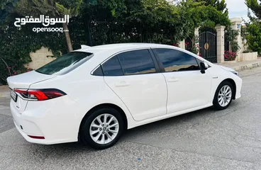  3 تويوتا كورولا 2022 للبيع