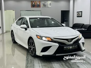  3 Toyota Camry SE 2020 model