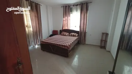  9 شقه مفروشه