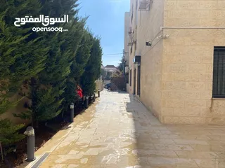  4 شقة فاخرة للبيع في رجم عميش