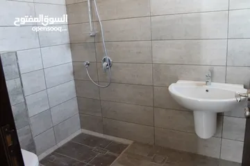  6 شقة غير مفروشة للإيجار 180م2 ( Property 11316 )-175081081