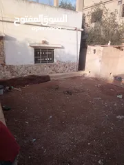  3 منزل مستقل بالزرقاء السخنه حي الصالحيه بجانب مسجد الصالحيه القديم