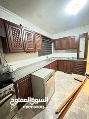  6 مطبخ المنيوم بحال الوكاله مع كامل الاغراض