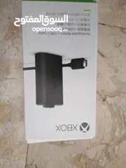  4 XBOX controller  with rechargeable battery