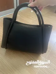  5 chris bella black leather purse for women. شنتة/شنطة/حقيبة كريس بيلا جلد اسود نسائية حجم كبير جديدة