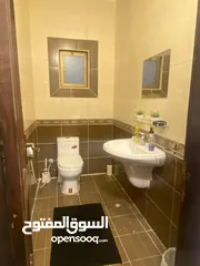  11 شقة للبيع خلف مستشفى الراهبات الوردية (( واتس اب))