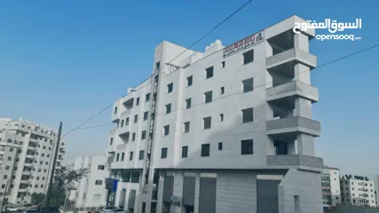  4 شقة بمساحة 95 متر مربع