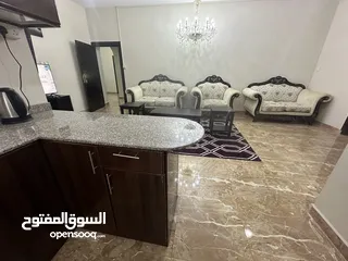  8 فرصة ‎ذهبية للإيجار شقة  1 BHK كبيرة مفروشة بالغبرة الشمالية شارع الضيافة في قلب الغبرة بقرب من