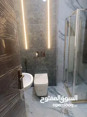  9 شقه فارغه فاخره سوبر ديلوكس للايجار لم تسكن نهائيا بناء حديث جدا تصلح لعرسان
