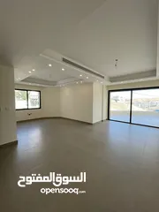  9 شقه 225م أبراج عبدون الطابقية الفاخره /شبة ارضي مع مدخل مستقل